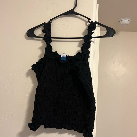 Old Navy crop top - Picture 2 of 4